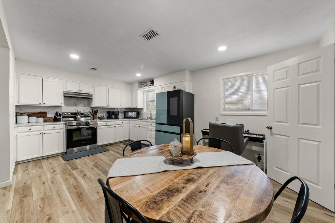 Photo of 140 Shirley Drive
