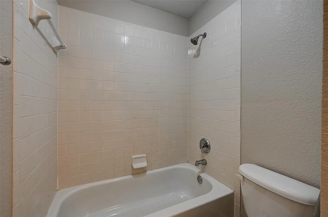 Photo of 7500 Parkgate Drive
