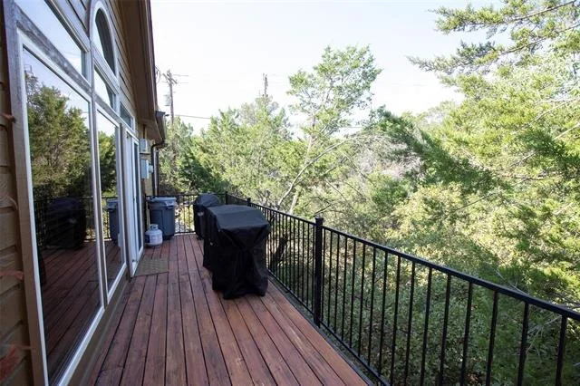 Photo of Unit 2 at 880 Cliffs Drive
