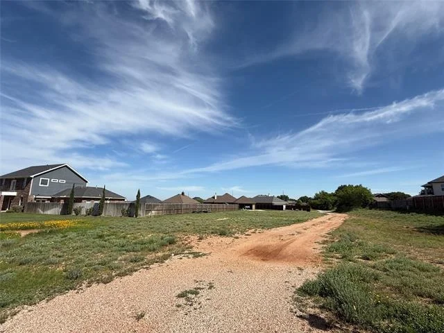 Photo of 4034 Forrest Hill Road