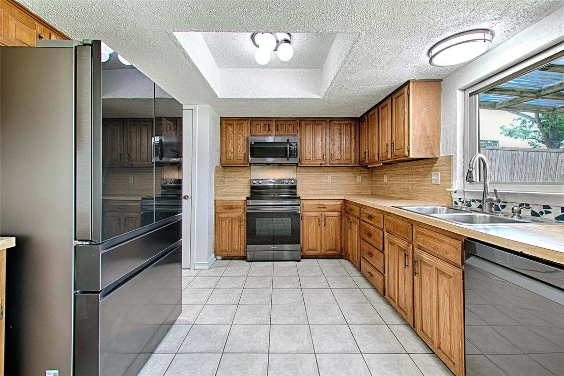 Photo of 2511 Via Avenida