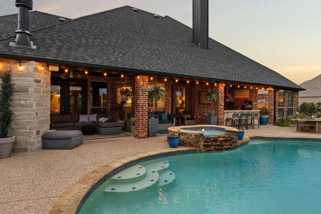 Photo of 2585 Wincrest Drive