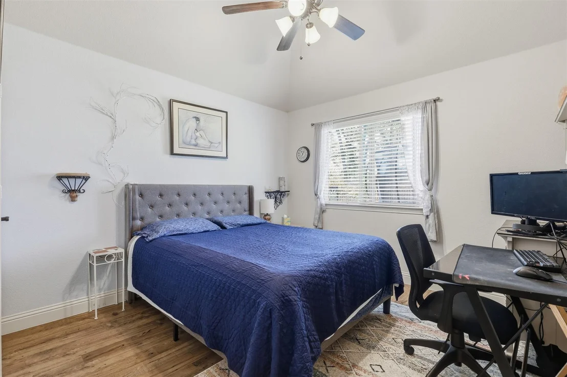 Photo of 1216 Barberry Drive