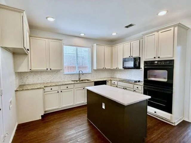 Photo of 316 Mimosa Drive