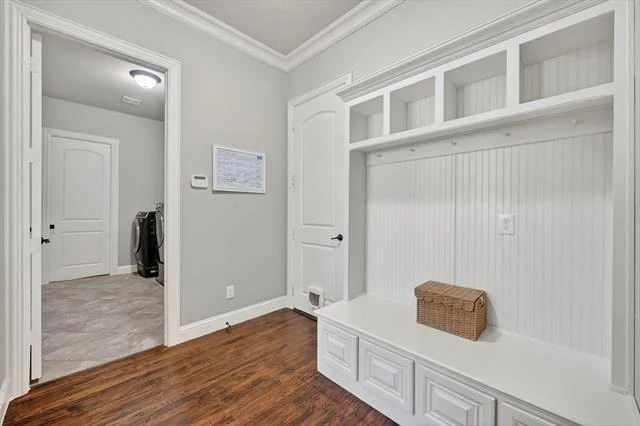 Photo of 4500 Knoll Ridge Drive