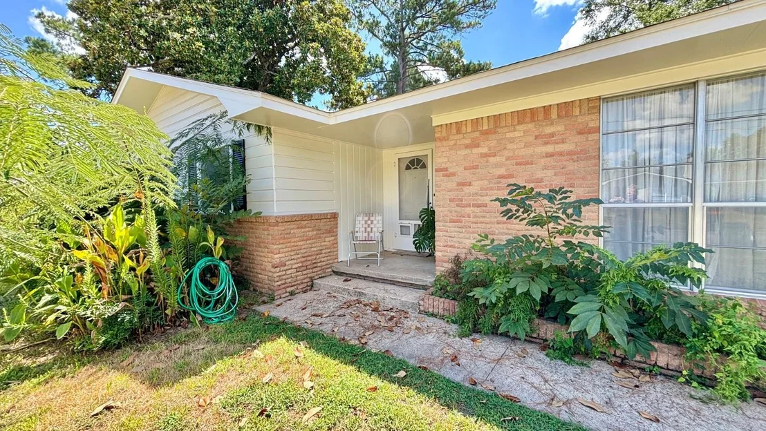 Photo of 1723 Montrose Drive
