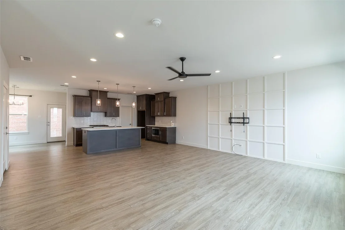 Photo of 208 Pecan Street