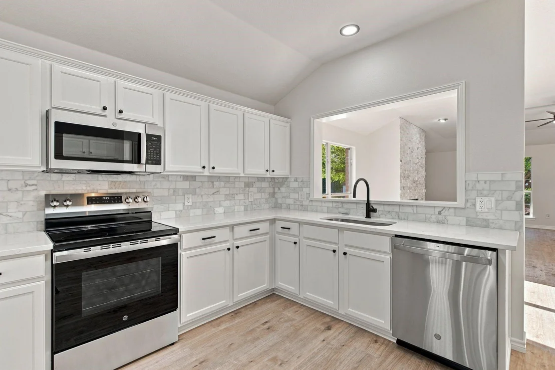 Photo of 704 Sequoia Drive