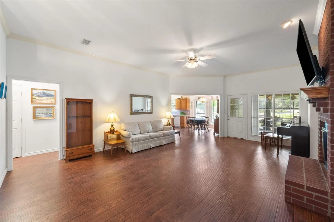 Photo of 280 Shadow Oaks Drive