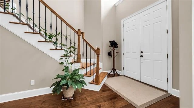 Photo of 2506 Oakbrook Circle