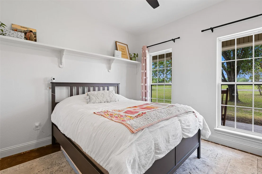 Photo of 152 Black Hawk Lane