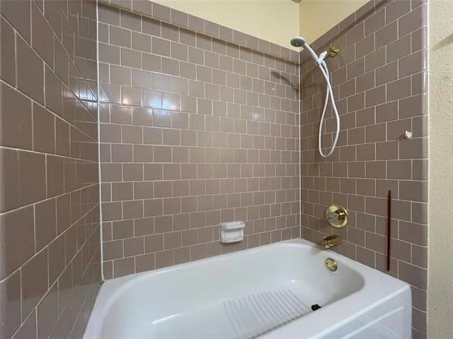 Photo of 5409 Lookout Trail