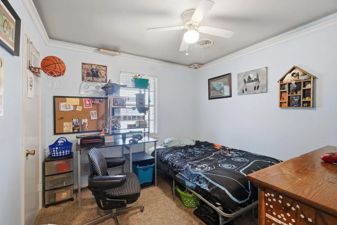 Photo of 2702 Susan Street