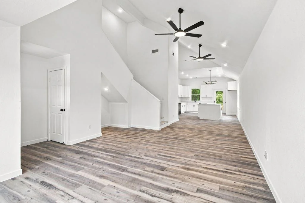 Photo of 106 E Miller