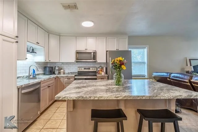 Photo of 1425 12th Street
