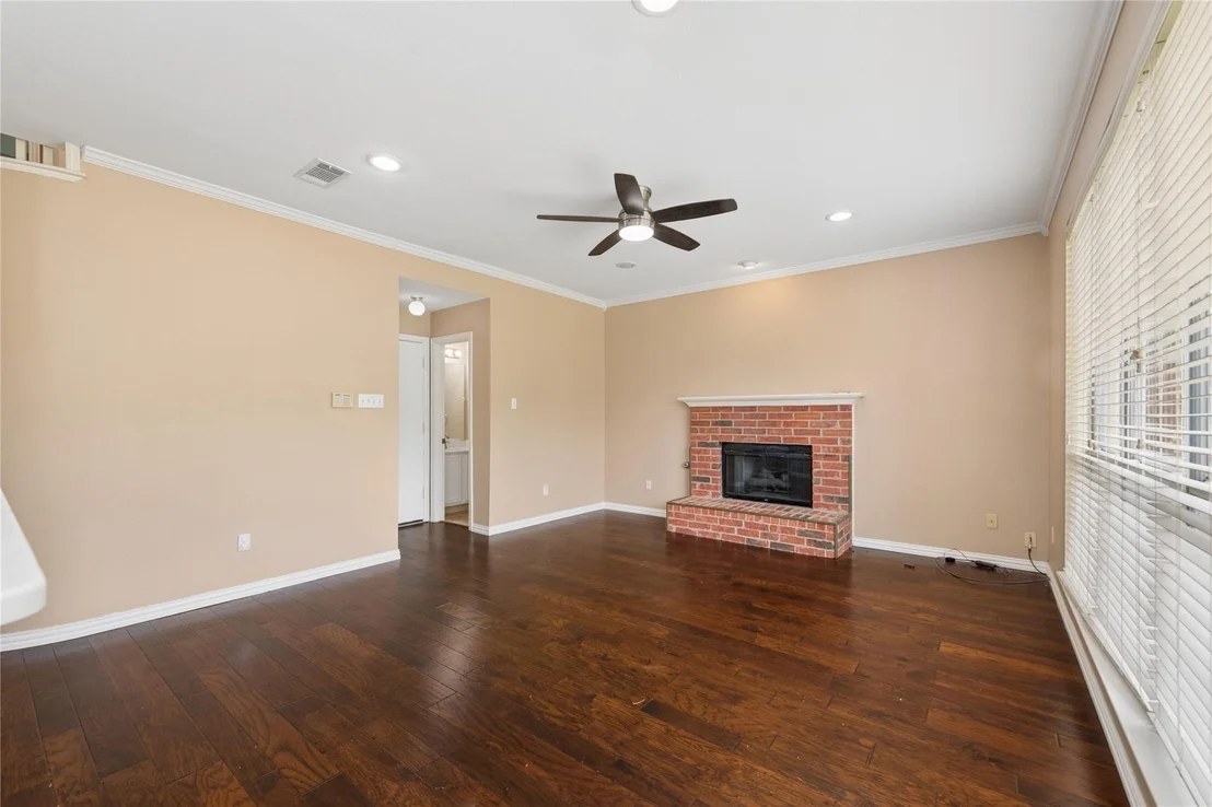 Photo of 937 Parker Drive