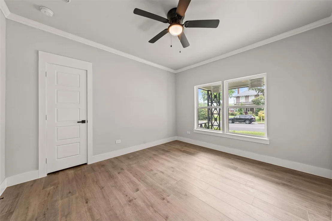 Photo of 900 N 22nd Street