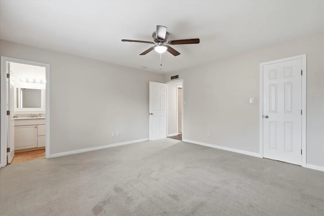 Photo of 5561 Rutledge Drive