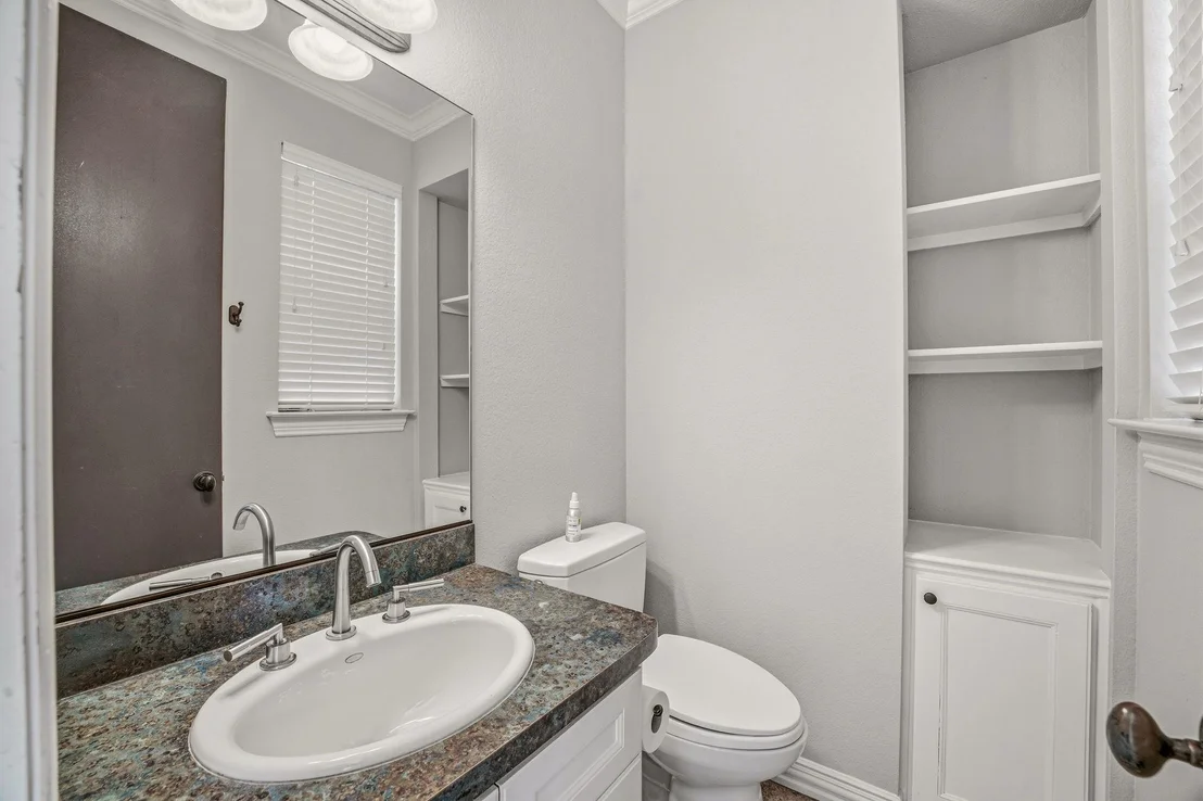 Photo of 6436 Valley Creek
