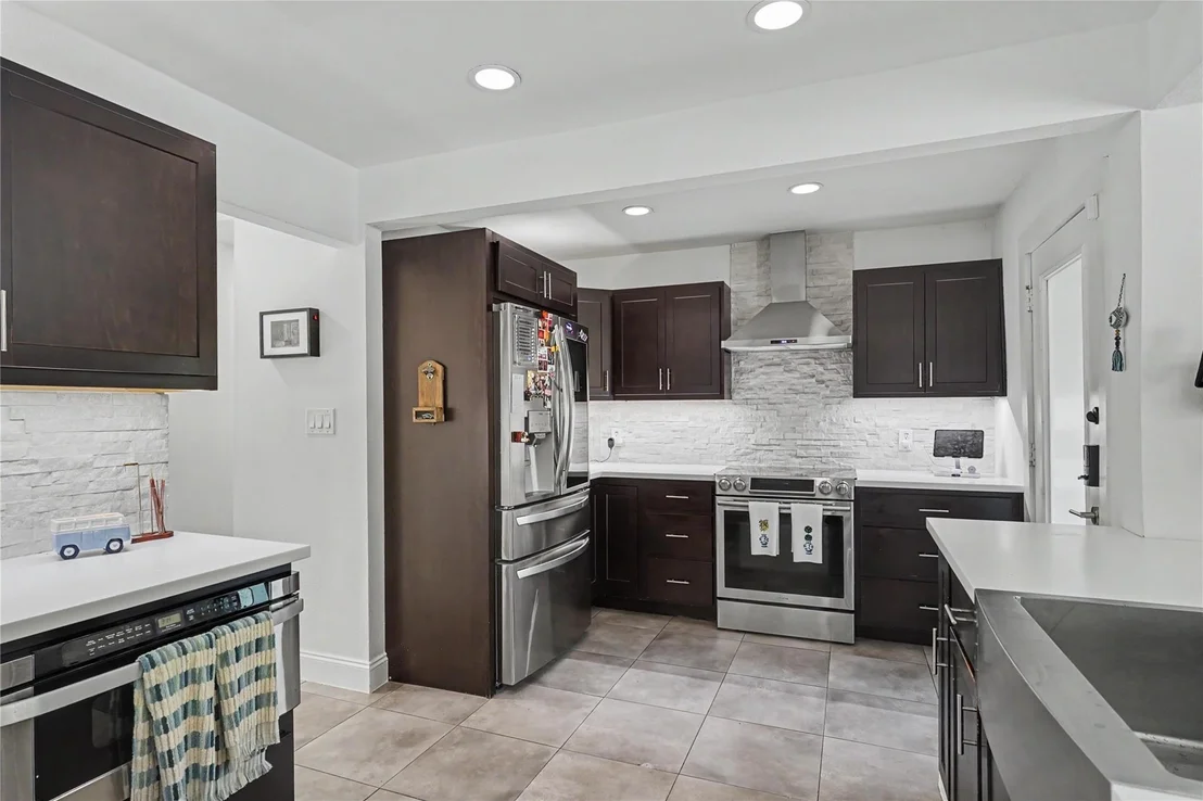 Photo of 1605 Blake Drive
