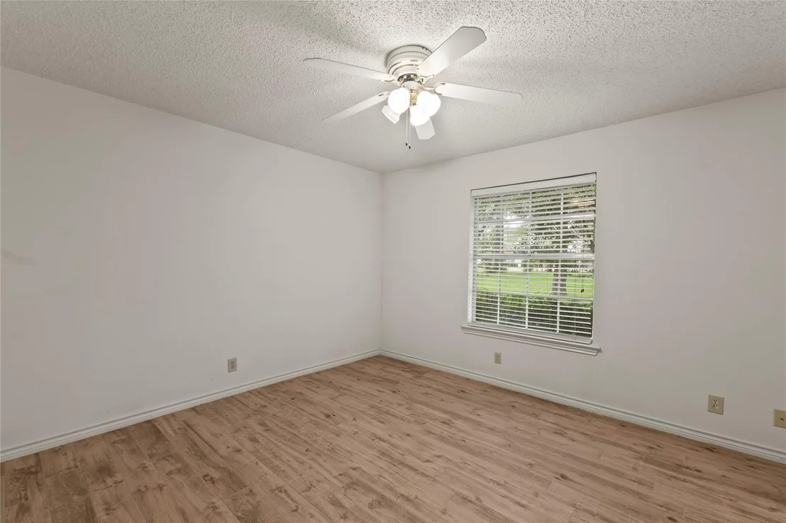 Photo of 111 Deer Island Road