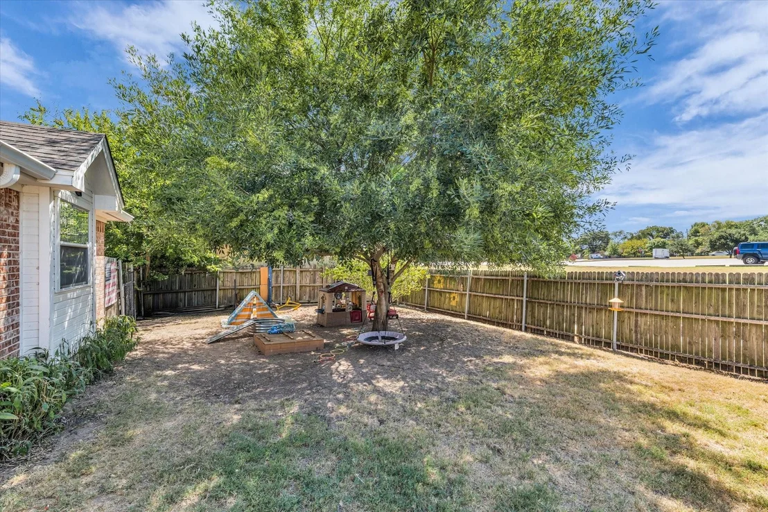 Photo of 104 Topaz Circle