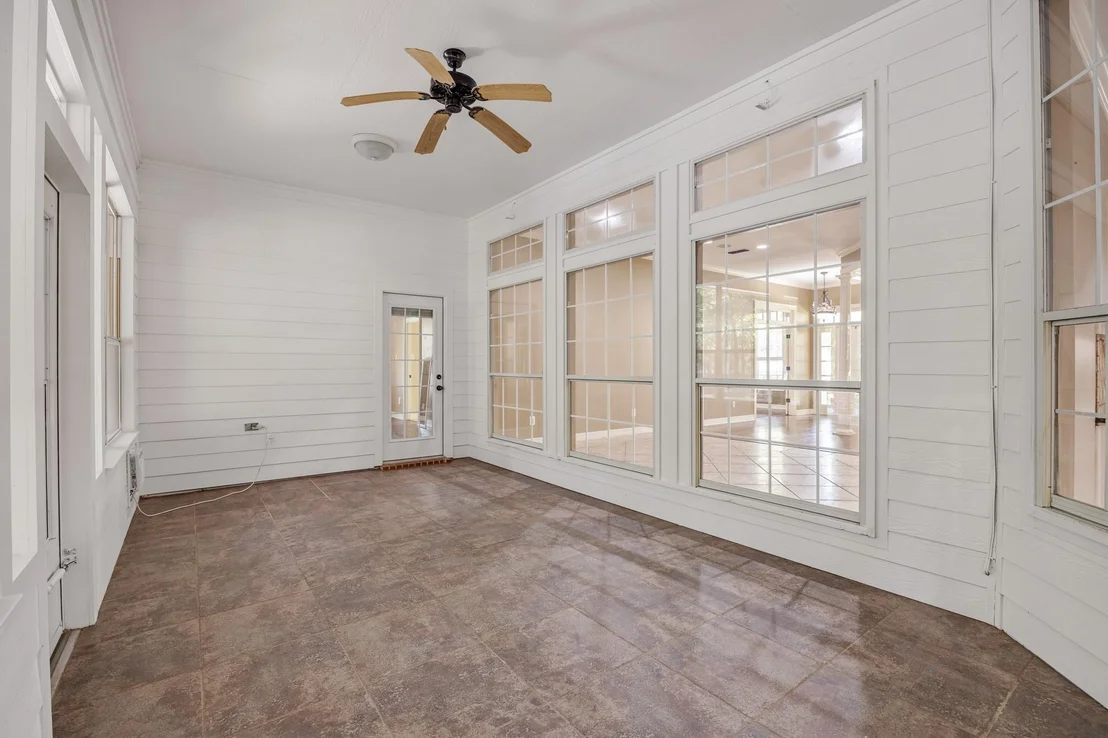 Photo of 17820 Oak Forest Drive