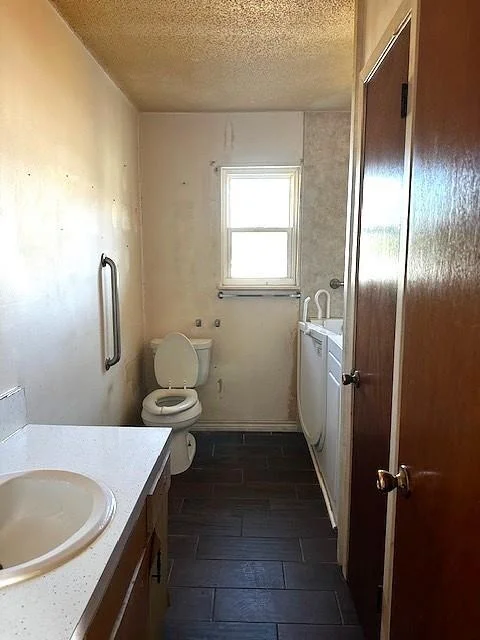 Photo of 123 E McCaulley Avenue