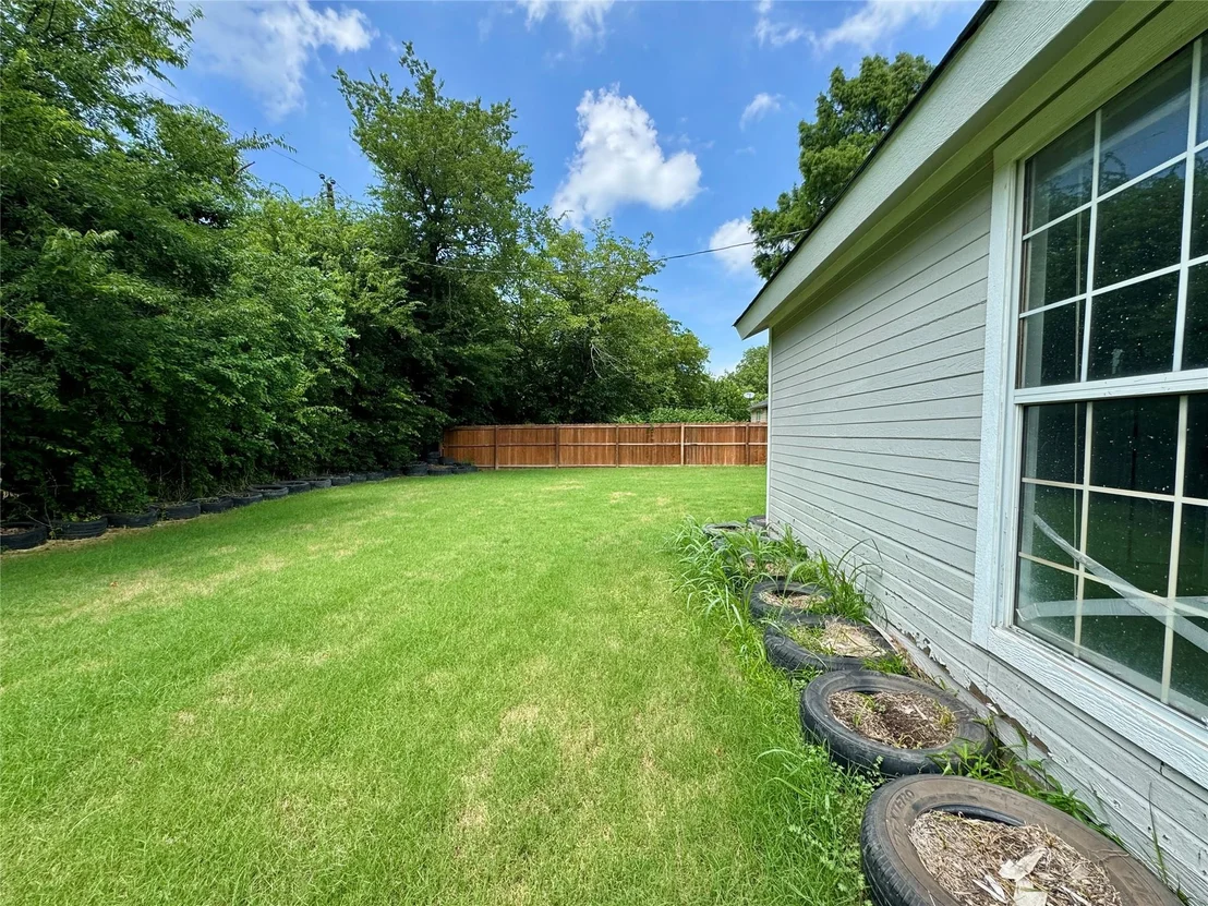 Photo of 5777 County Road 927