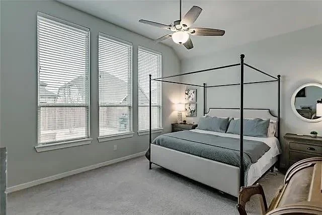 Photo of 1249 Meridian