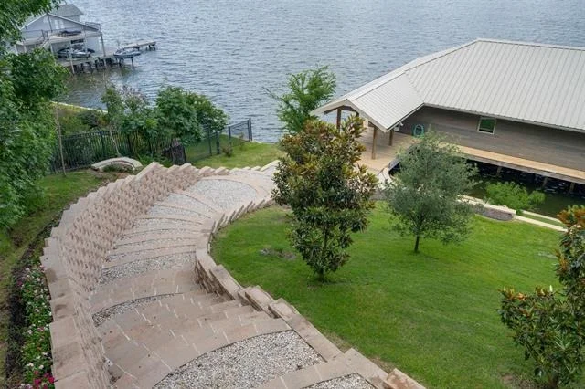Photo of 127 Lake Bluff Drive