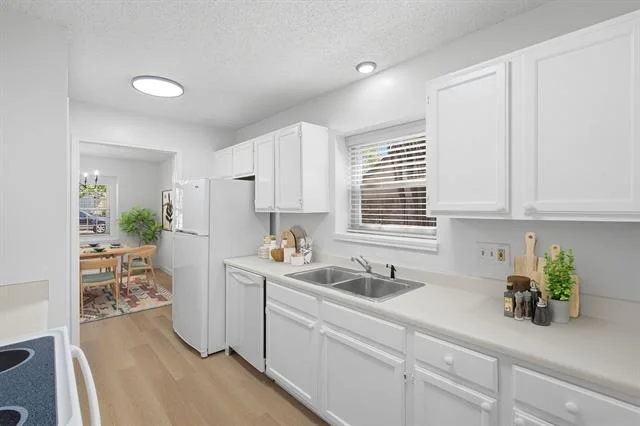 Photo of 1430 Broadmoor Drive