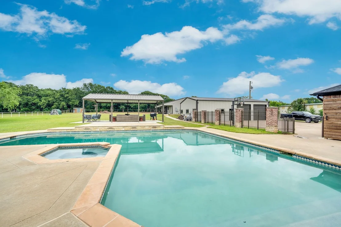 Photo of 6624 Shadow Valley Drive