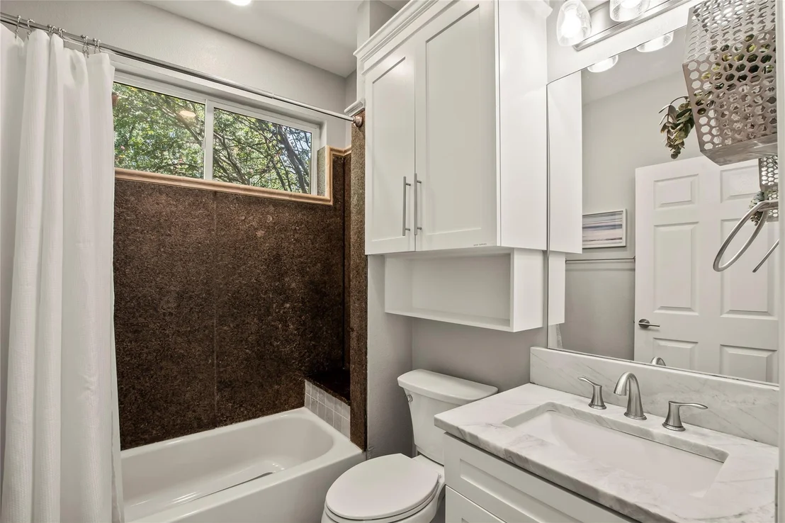 Photo of 152 Sunset Drive