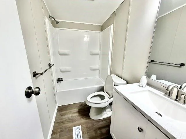 Photo of 409 Cross Creek Road