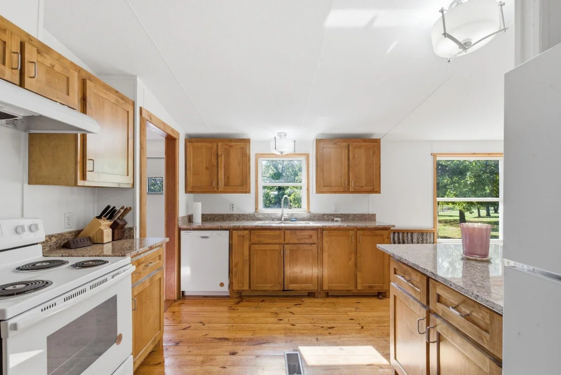 Photo of 2197 Netherly Lane