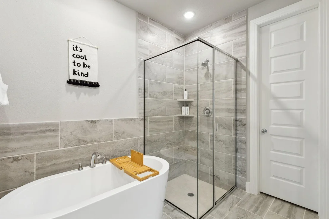 Photo of 1104 Holcombe Drive
