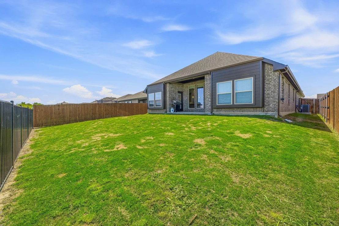Photo of 800 Jaguar Ridge