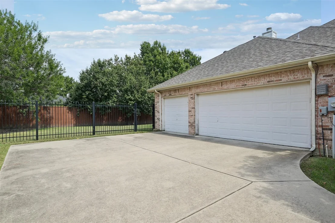 Photo of 1321 Shell Beach Drive