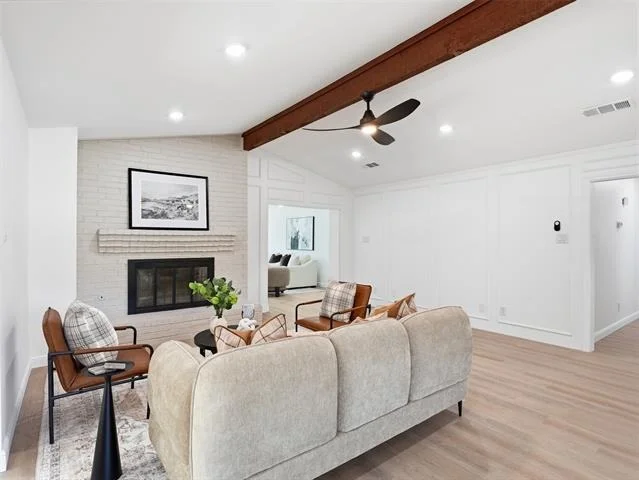 Photo of 2369 Claridge Circle