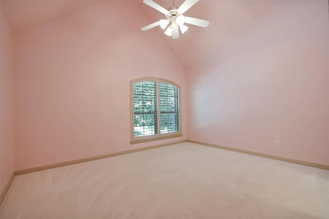 Photo of 522 Oakhurst Drive