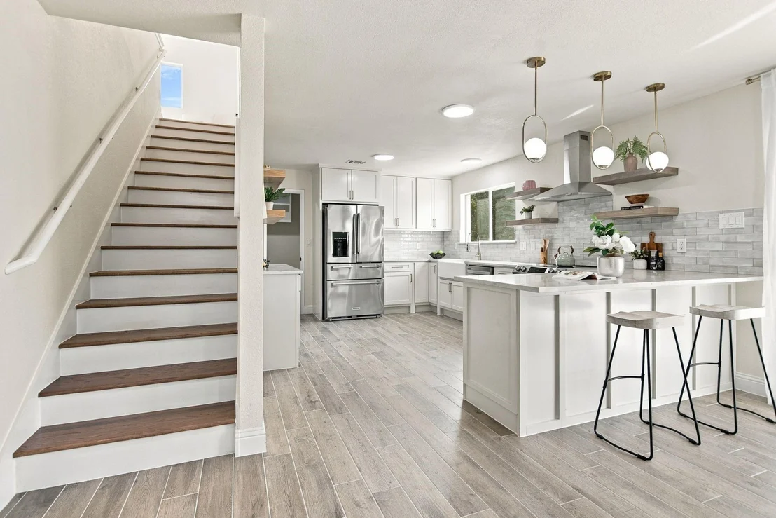 Photo of 717 Redwing Drive