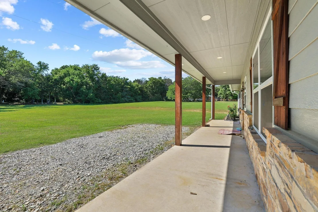 Photo of 2658 Oak Ridge Road