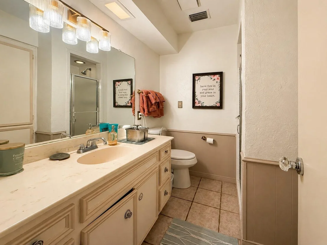 Photo of 417 W Mccart Street