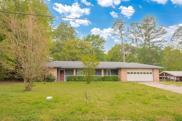 Photo of 216 Treetop Lane