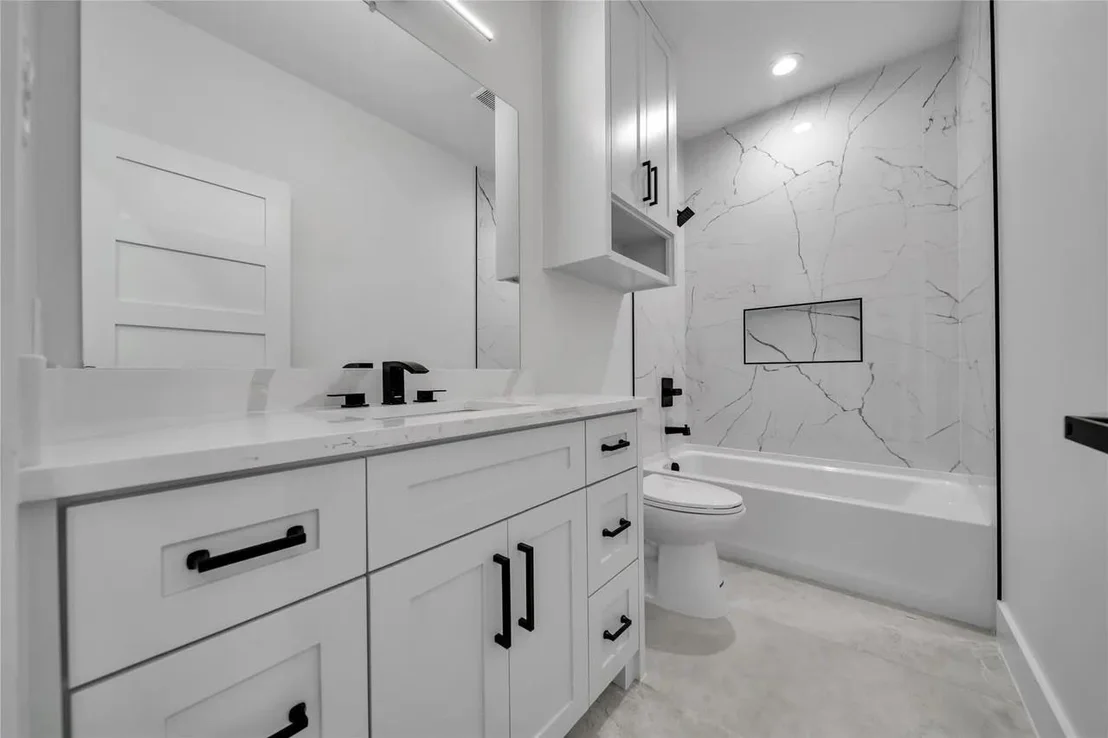 Photo of 2230 Garden Drive