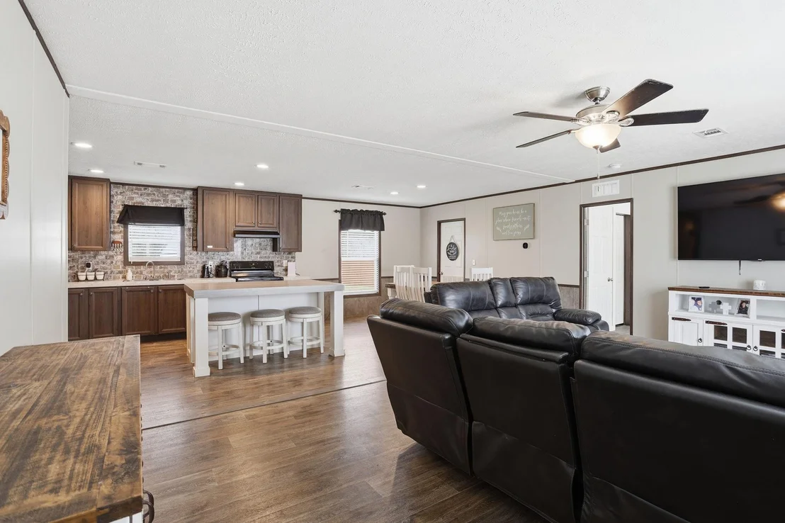 Photo of 350 County Road 4905