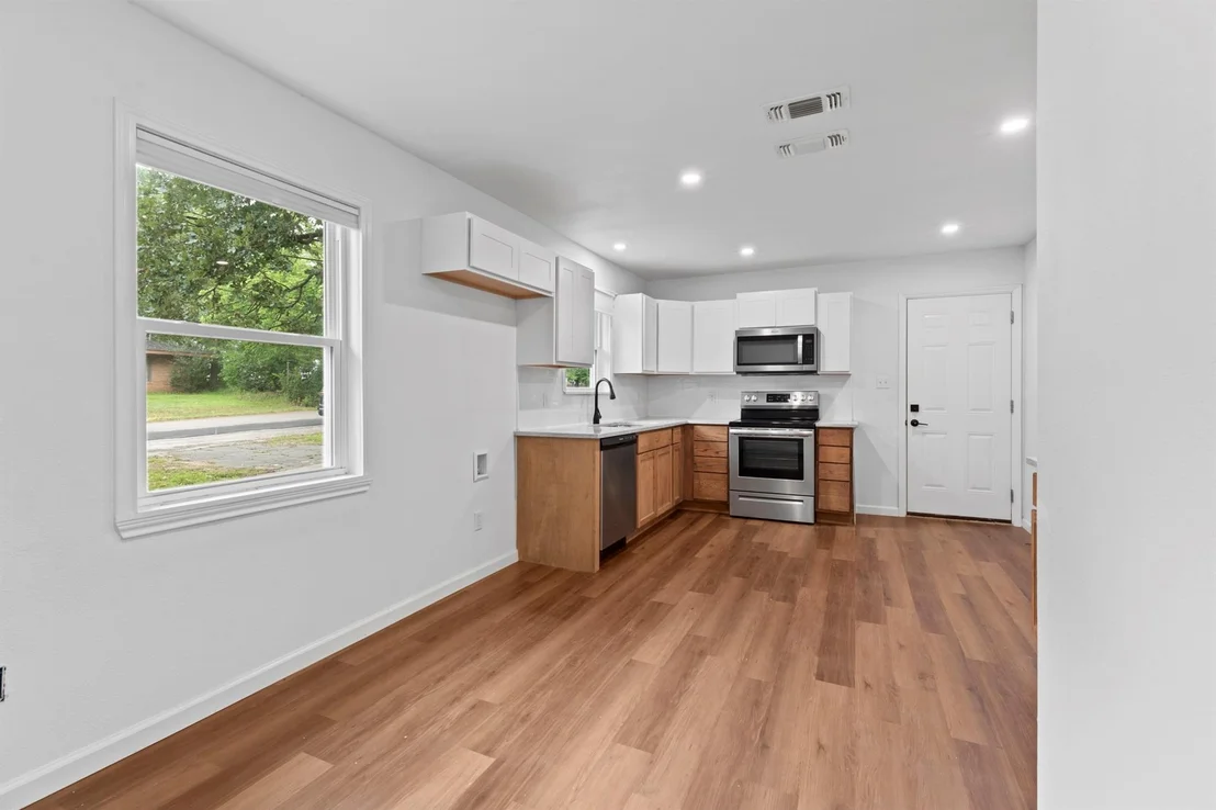 Photo of 2807 Willard Drive