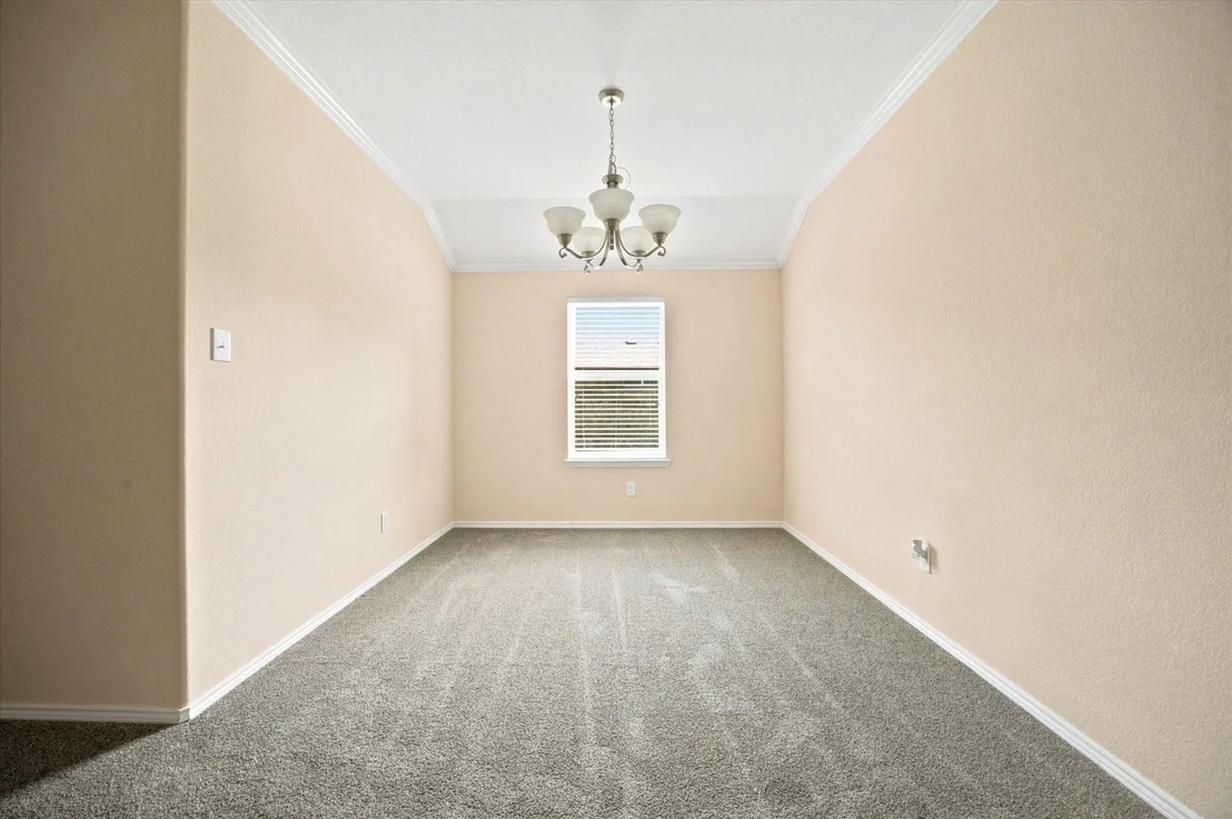 Photo of 716 Harrison Lane