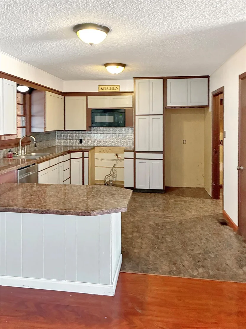 Photo of 2223 S 6th Street